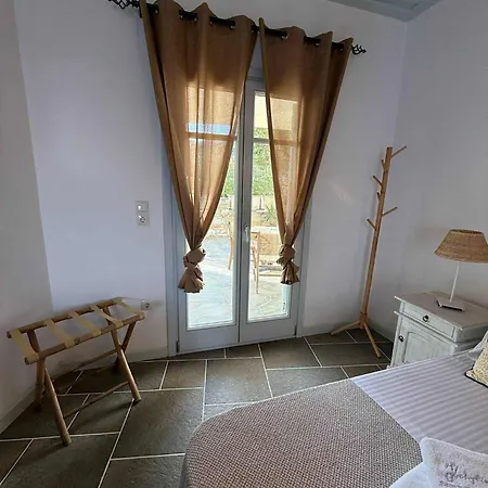 Guest house Kohylia Beach 3*